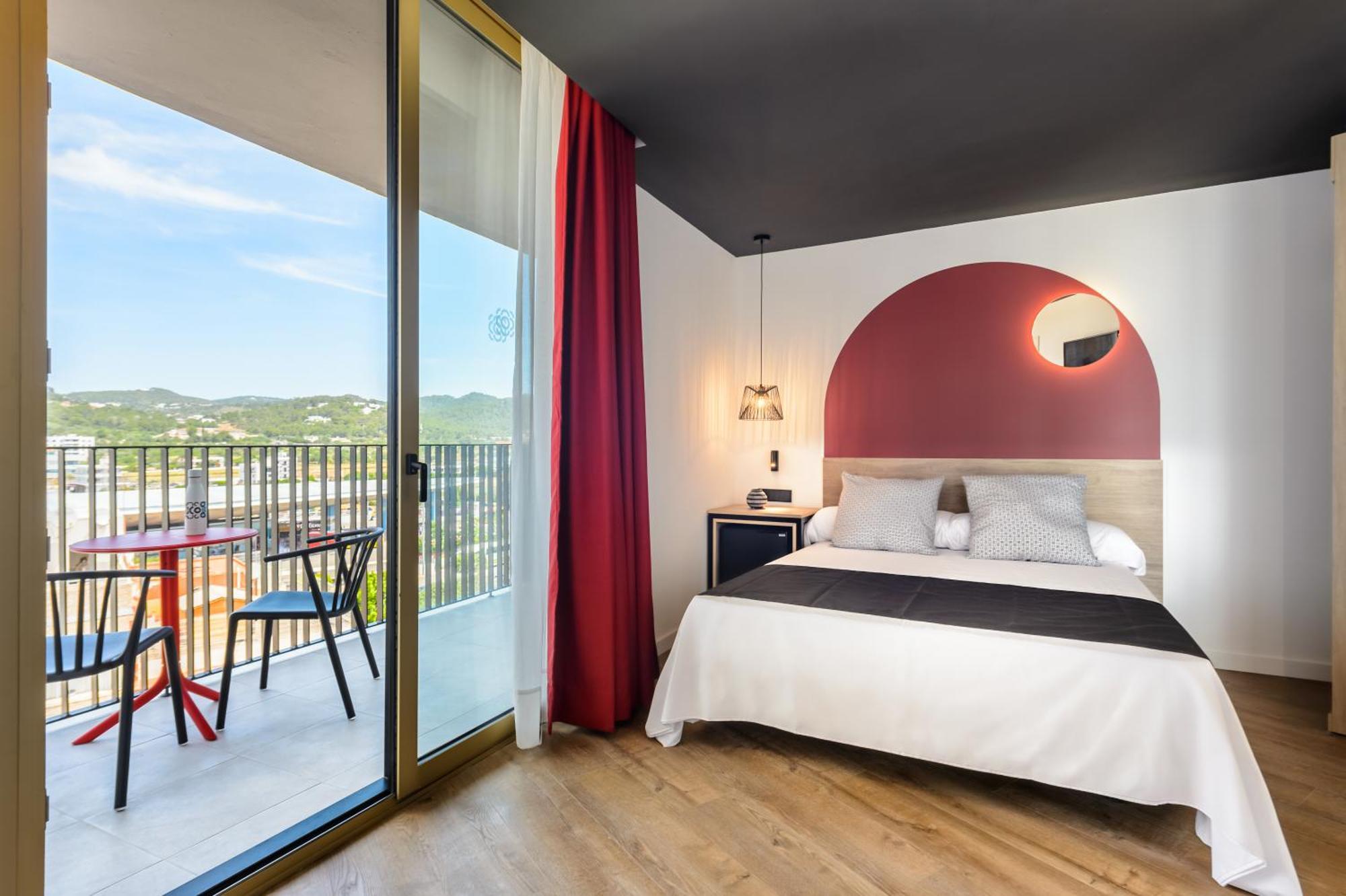Hotel Vibra District - Adults Only Sant Antoni de Portmany Zewnętrze zdjęcie