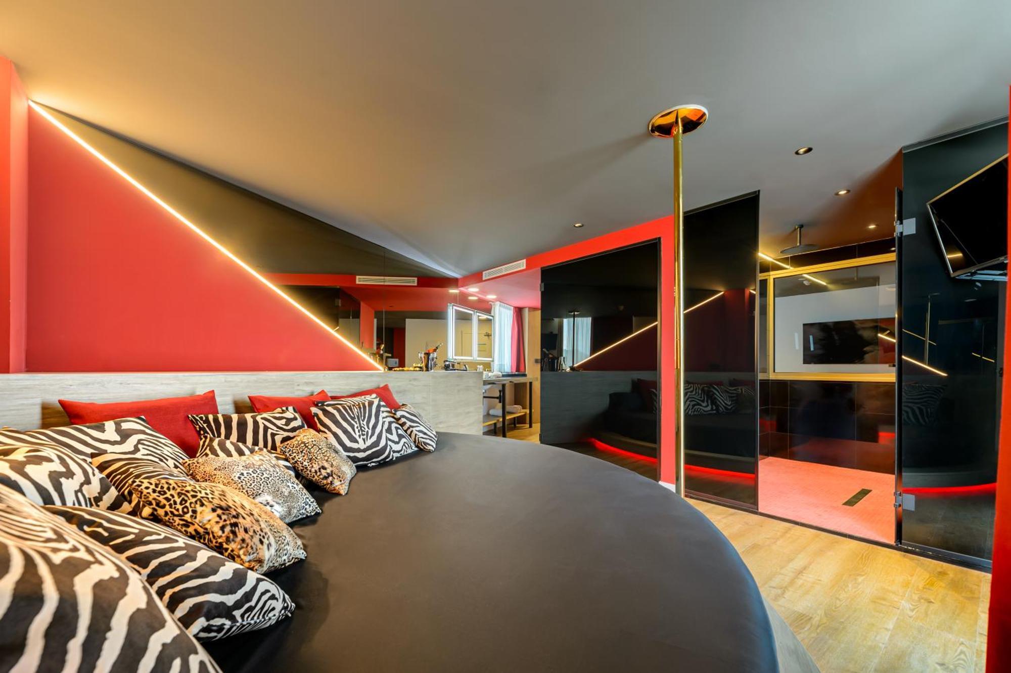 Hotel Vibra District - Adults Only Sant Antoni de Portmany Zewnętrze zdjęcie