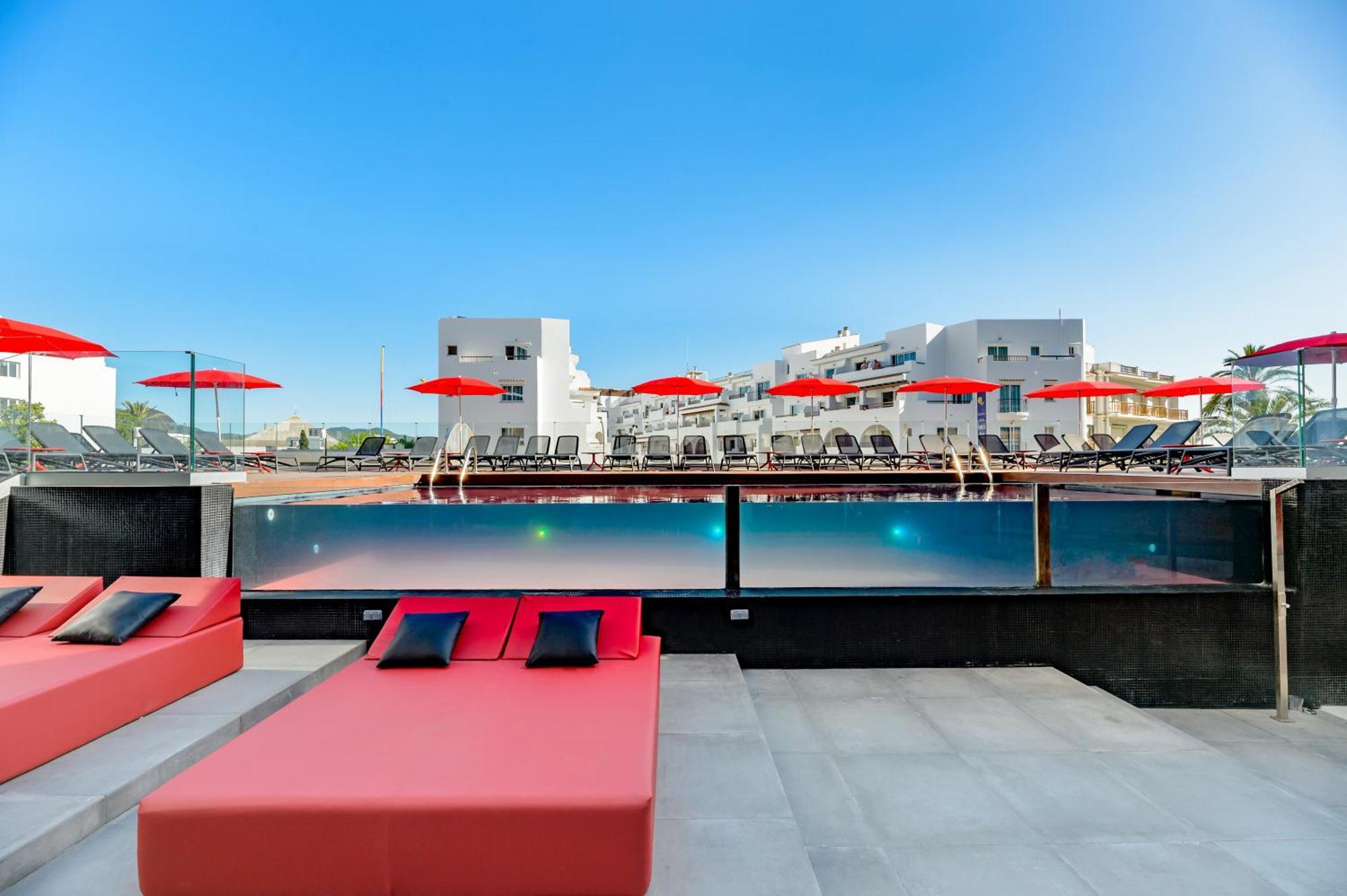 Hotel Vibra District - Adults Only Sant Antoni de Portmany Zewnętrze zdjęcie