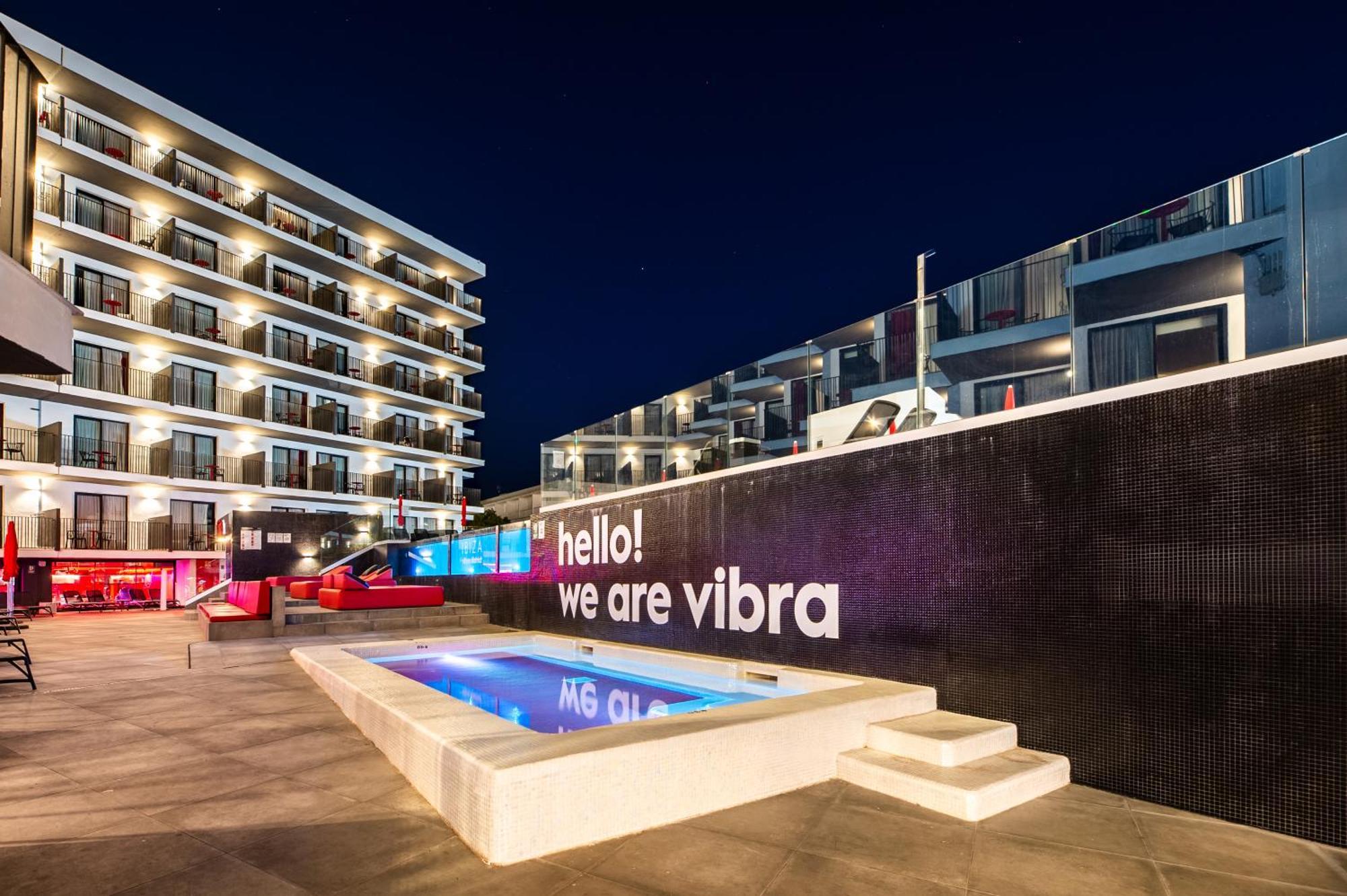 Hotel Vibra District - Adults Only Sant Antoni de Portmany Zewnętrze zdjęcie