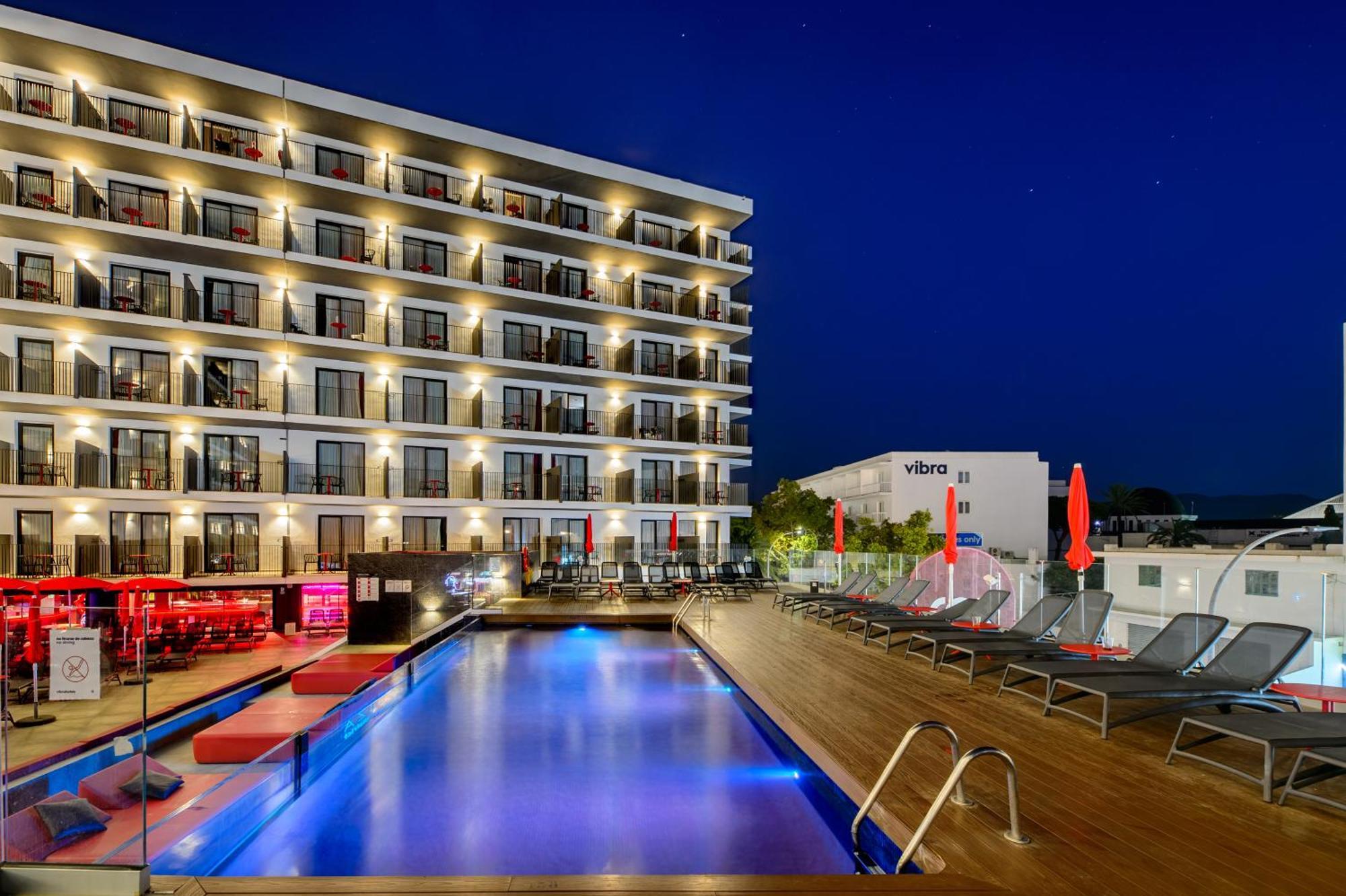 Hotel Vibra District - Adults Only Sant Antoni de Portmany Zewnętrze zdjęcie